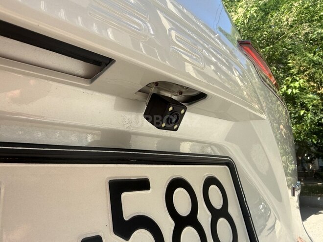 Toyota Corolla Cross-8