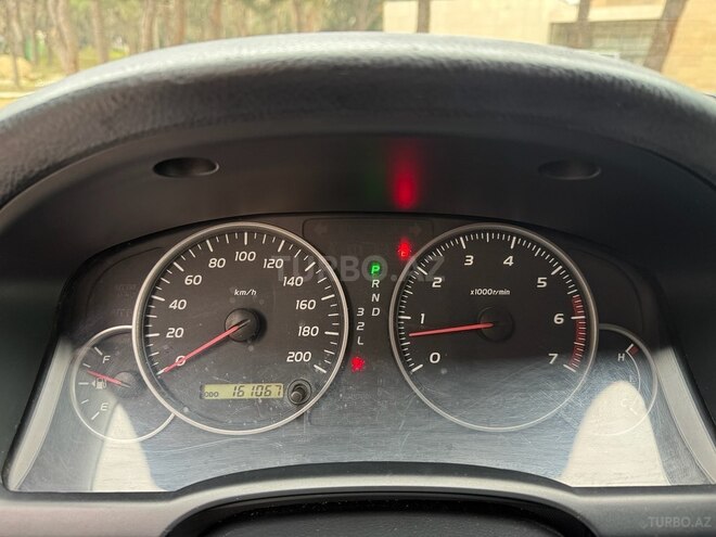 Toyota Land Cruiser Prado-5