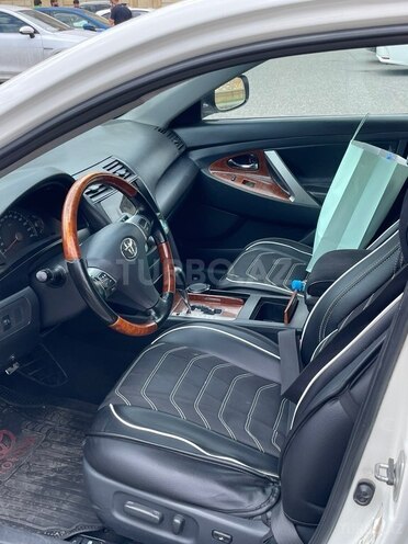 Toyota Camry-6