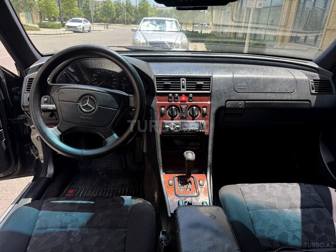 Mercedes C 220-7