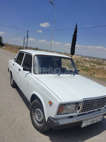 LADA (VAZ) 2107-2