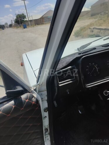 LADA (VAZ) 2107-8
