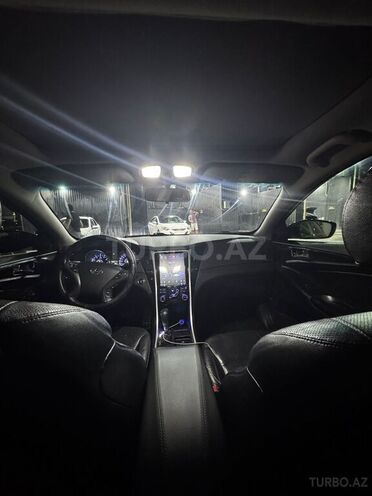 Hyundai Sonata-7
