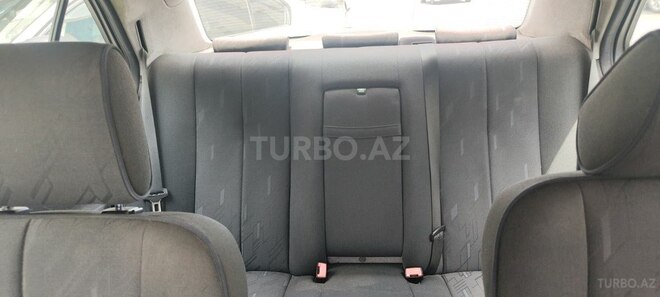 Mercedes E 220-15
