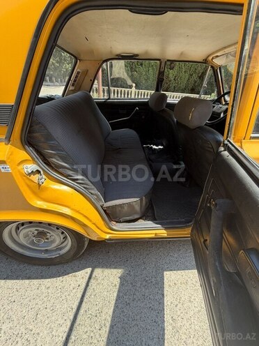 LADA (VAZ) 21011-16