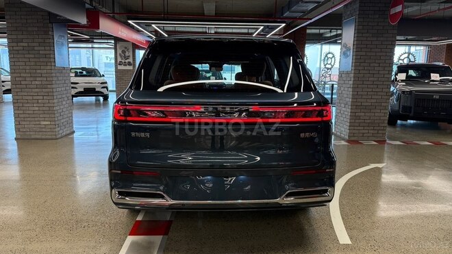 Geely Galaxy M9-6