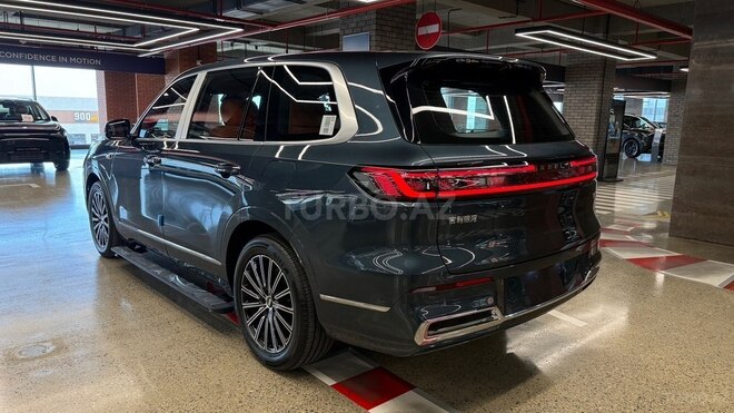 Geely Galaxy M9-7