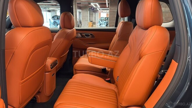 Geely Galaxy M9-16