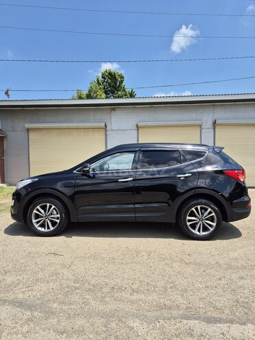 Hyundai Santa Fe-4