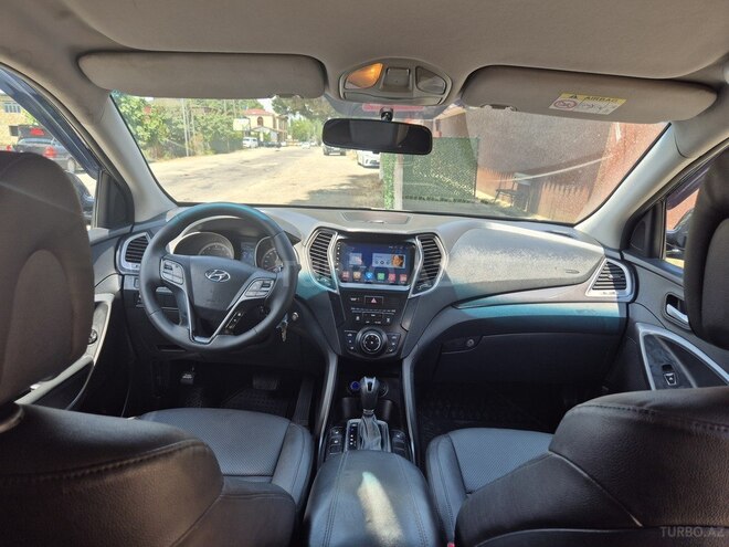 Hyundai Santa Fe-6