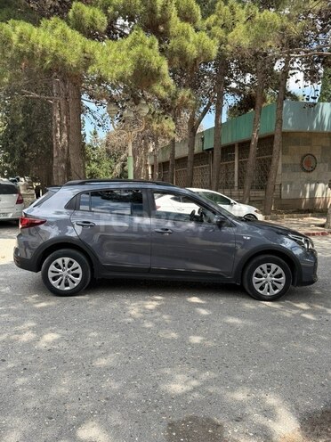 Kia Rio X-Line-15