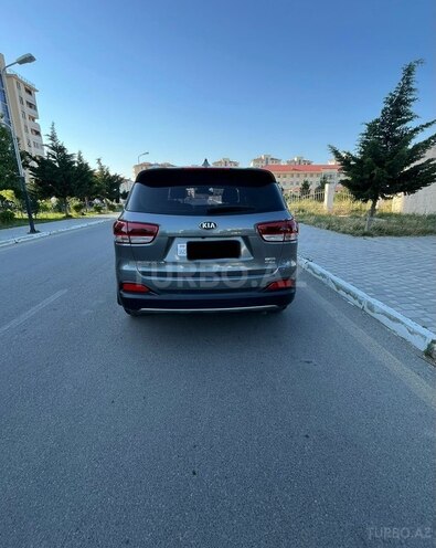 Kia Sorento-5