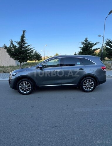 Kia Sorento-7