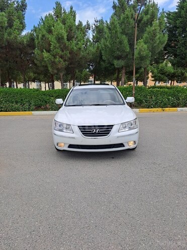 Hyundai Sonata-1