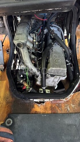 Mercedes 208 D-15