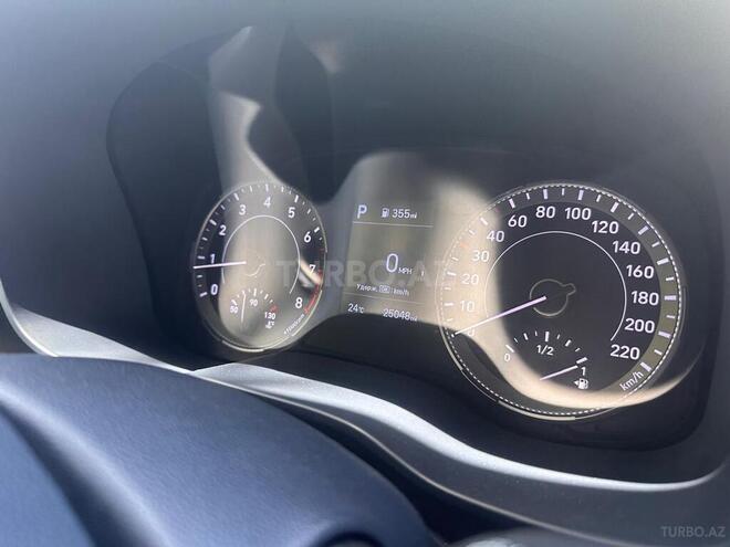Hyundai Venue-11