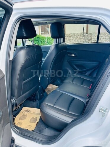 Chevrolet Trax-21