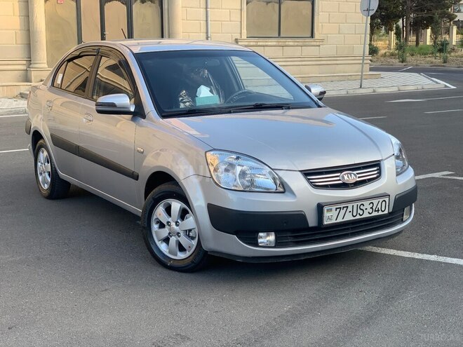 Kia Rio-5