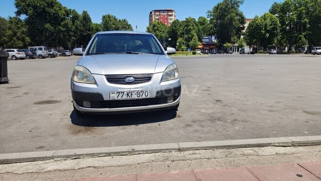Kia Rio-1