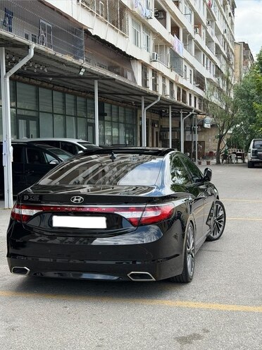 Hyundai Grandeur-2