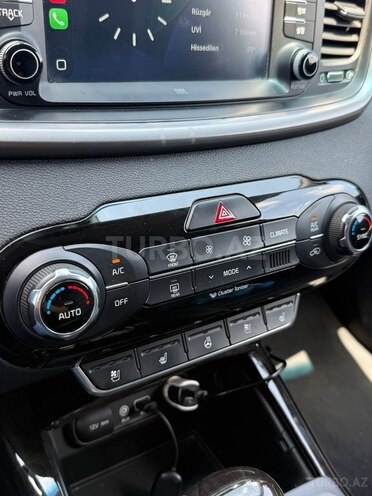 Kia Sorento-17