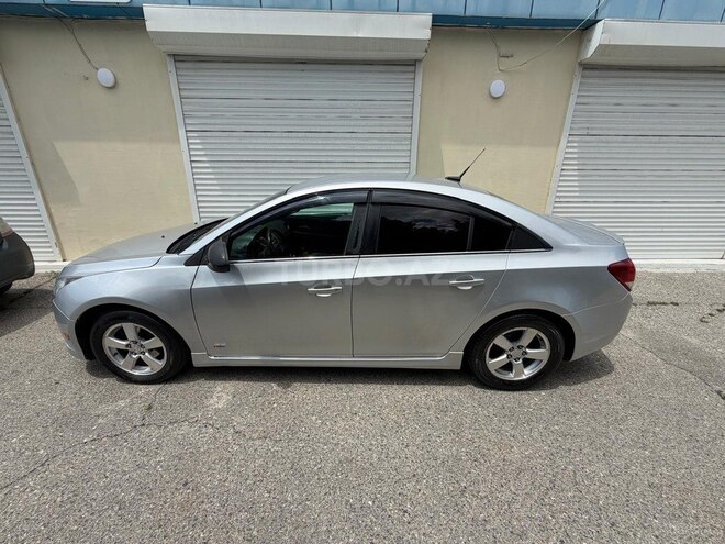 Chevrolet Cruze-5