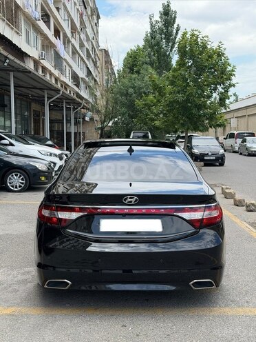 Hyundai Grandeur-4