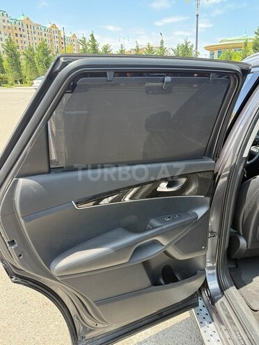 Kia Sorento-13