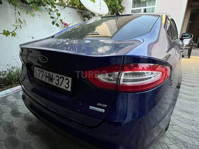 Ford Fusion-2