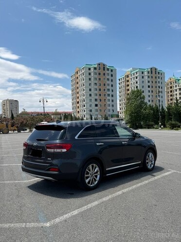 Kia Sorento-6