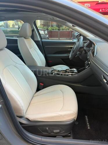 Hyundai Sonata-7