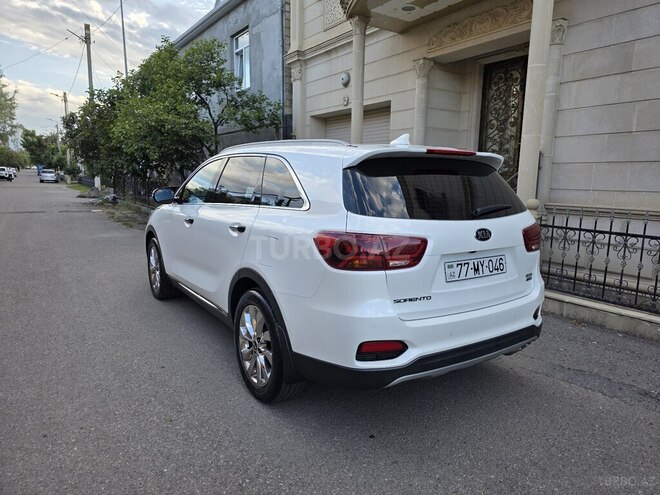 Kia Sorento-5