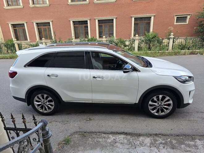 Kia Sorento-8