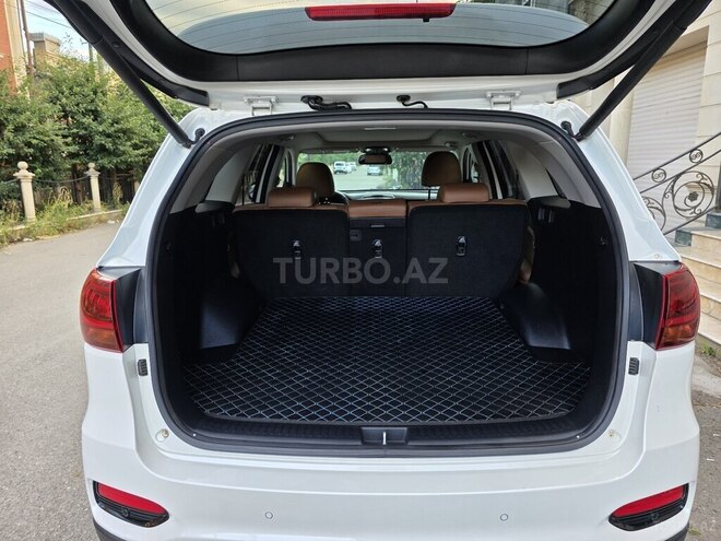 Kia Sorento-12