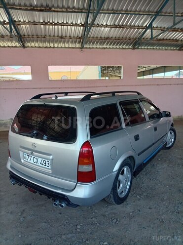 Opel Astra-2