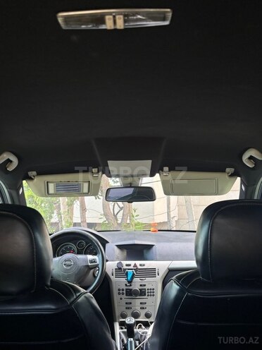 Opel Astra-7