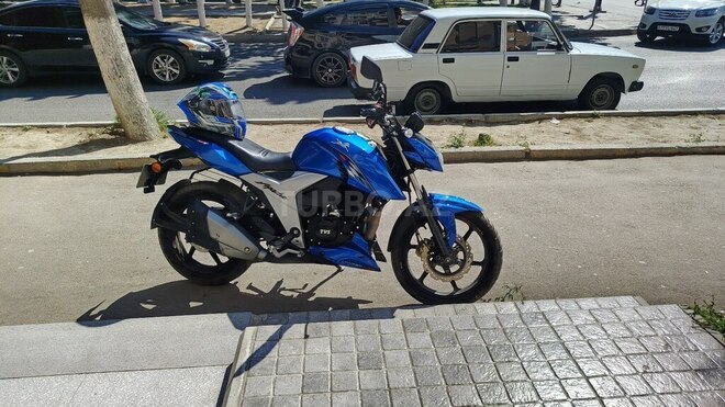 TVS Apache RTR 160 4V-3