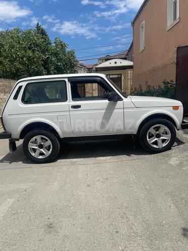 LADA (VAZ) Niva-10