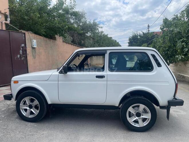 LADA (VAZ) Niva-3