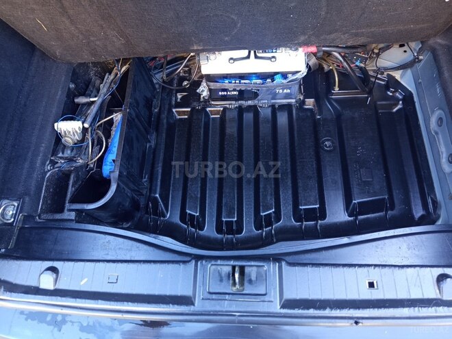 Mercedes E 280-18