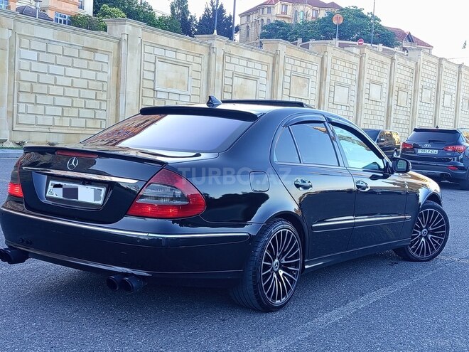 Mercedes E 280-5