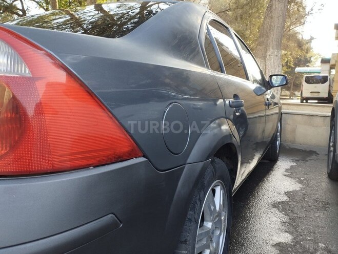 Ford Mondeo-6