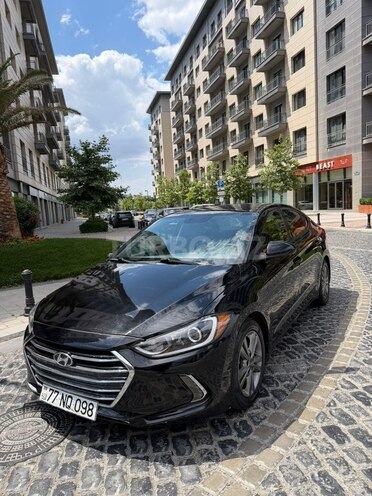 Hyundai Elantra-7