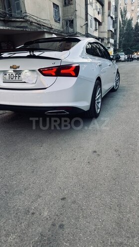 Chevrolet Malibu-9