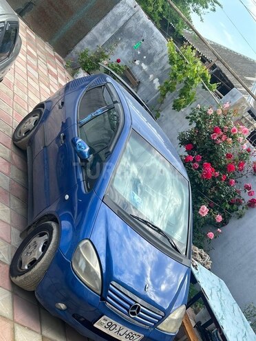 Mercedes A 140-2