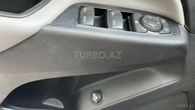 Chevrolet Equinox-19