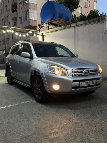 Toyota RAV4-2