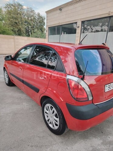 Kia Rio-4