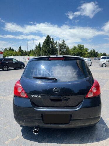 Nissan Tiida-7