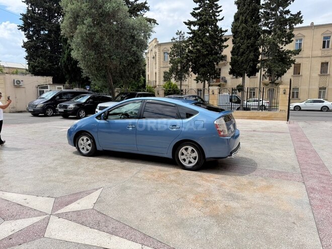 Toyota Prius-9